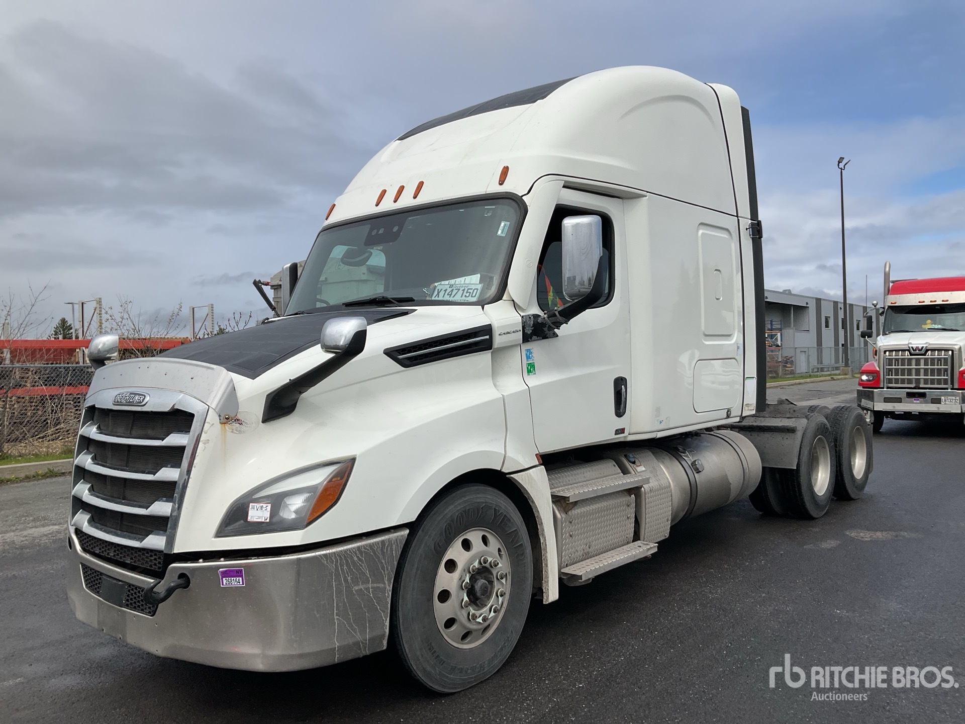 Photo of a 2021 Freightliner CASCADIA 126