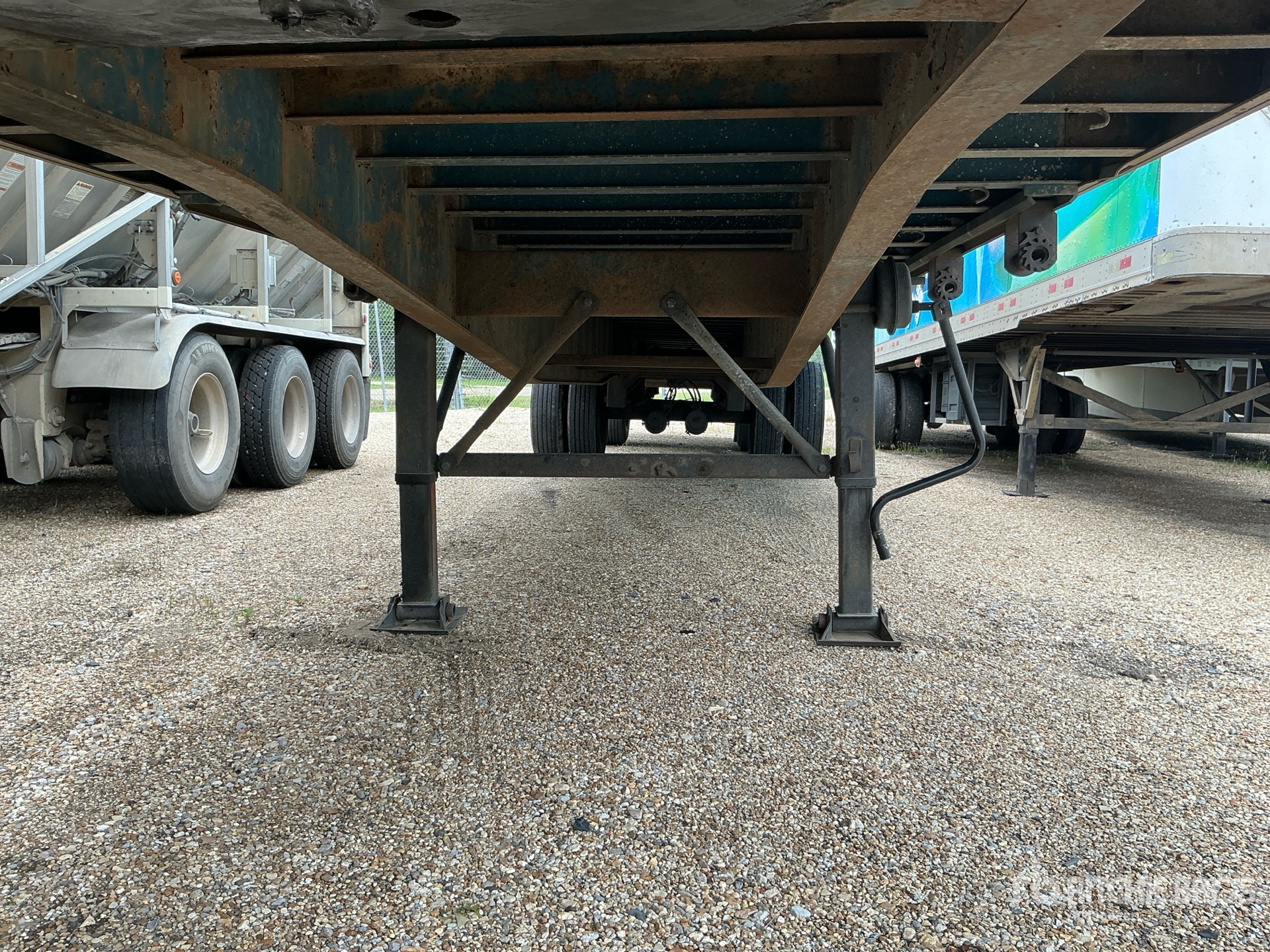2000 Wabash 48 ft T/A Spread Axle