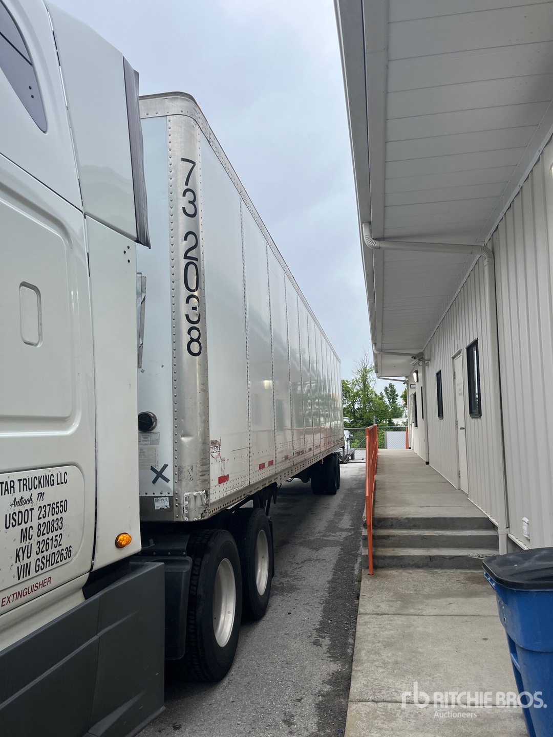 Photo of a 2012 Wabash DVCVHPC