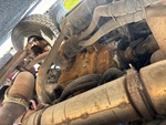 4 Underbody - Truck with Transmission