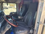 4 Transmision with Seats/armrests
