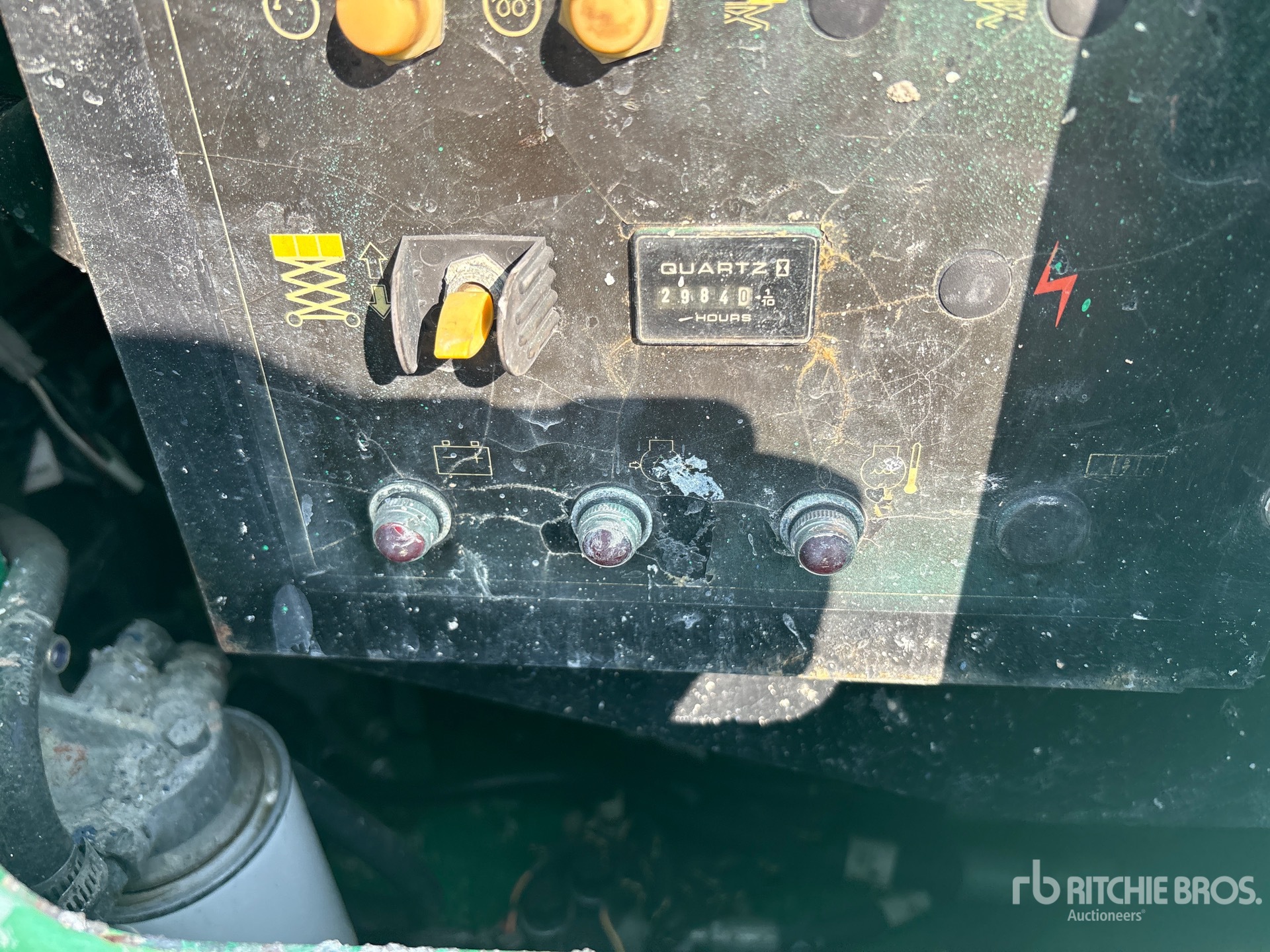 General Appearance with Hour Meter / Odometer
