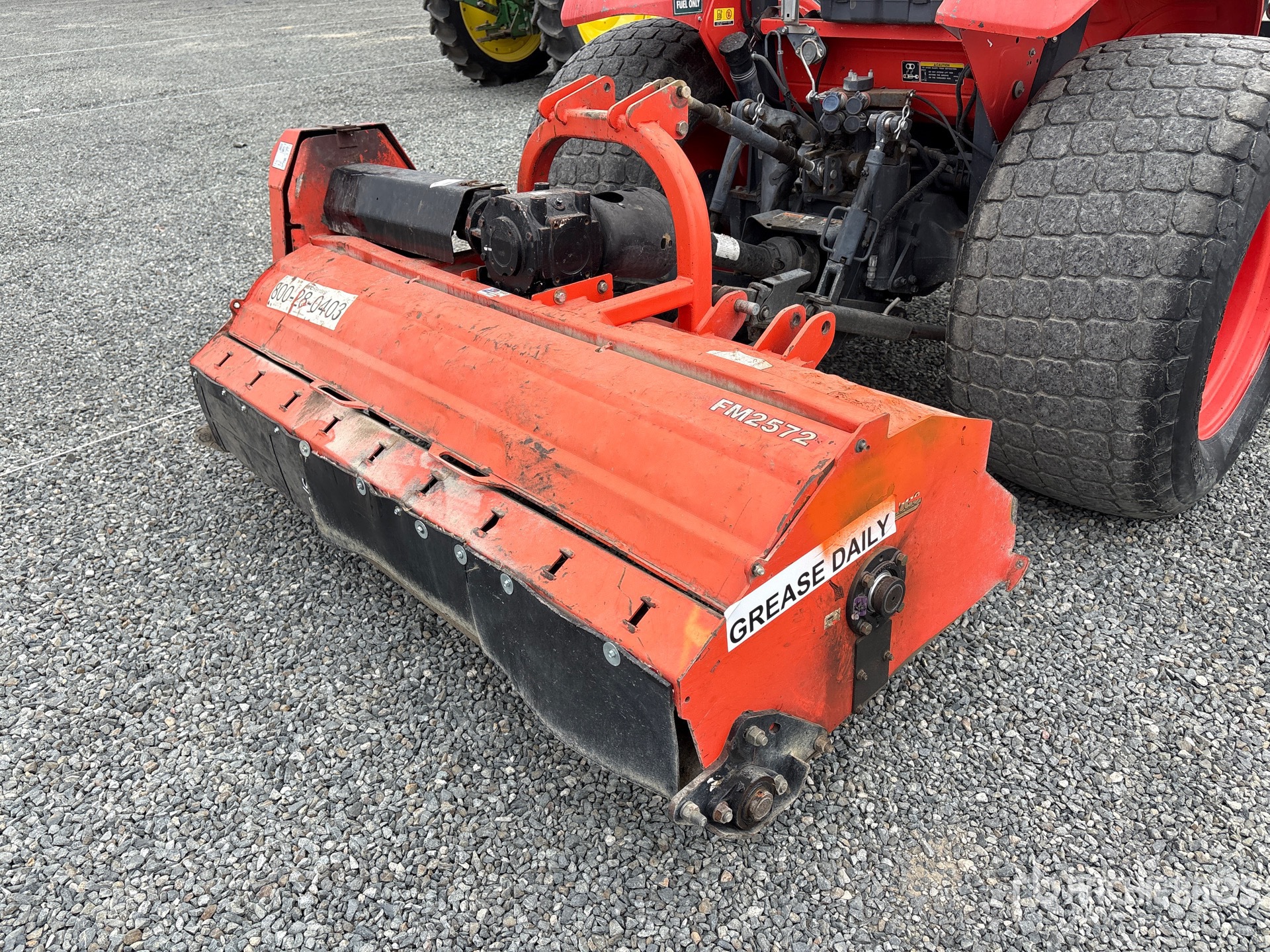 General Appearance with Picture, Left Rear Corner