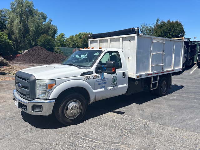2014 Ford F-350 XL 4x2 Flatbed Dump Truck