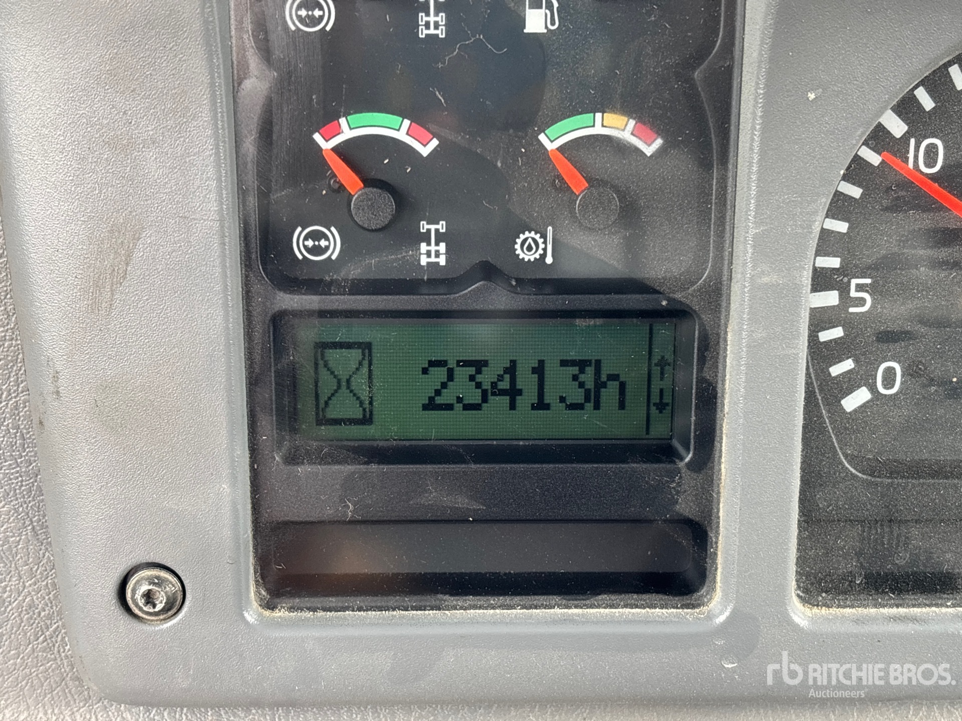 General Appearance with Hour Meter / Odometer