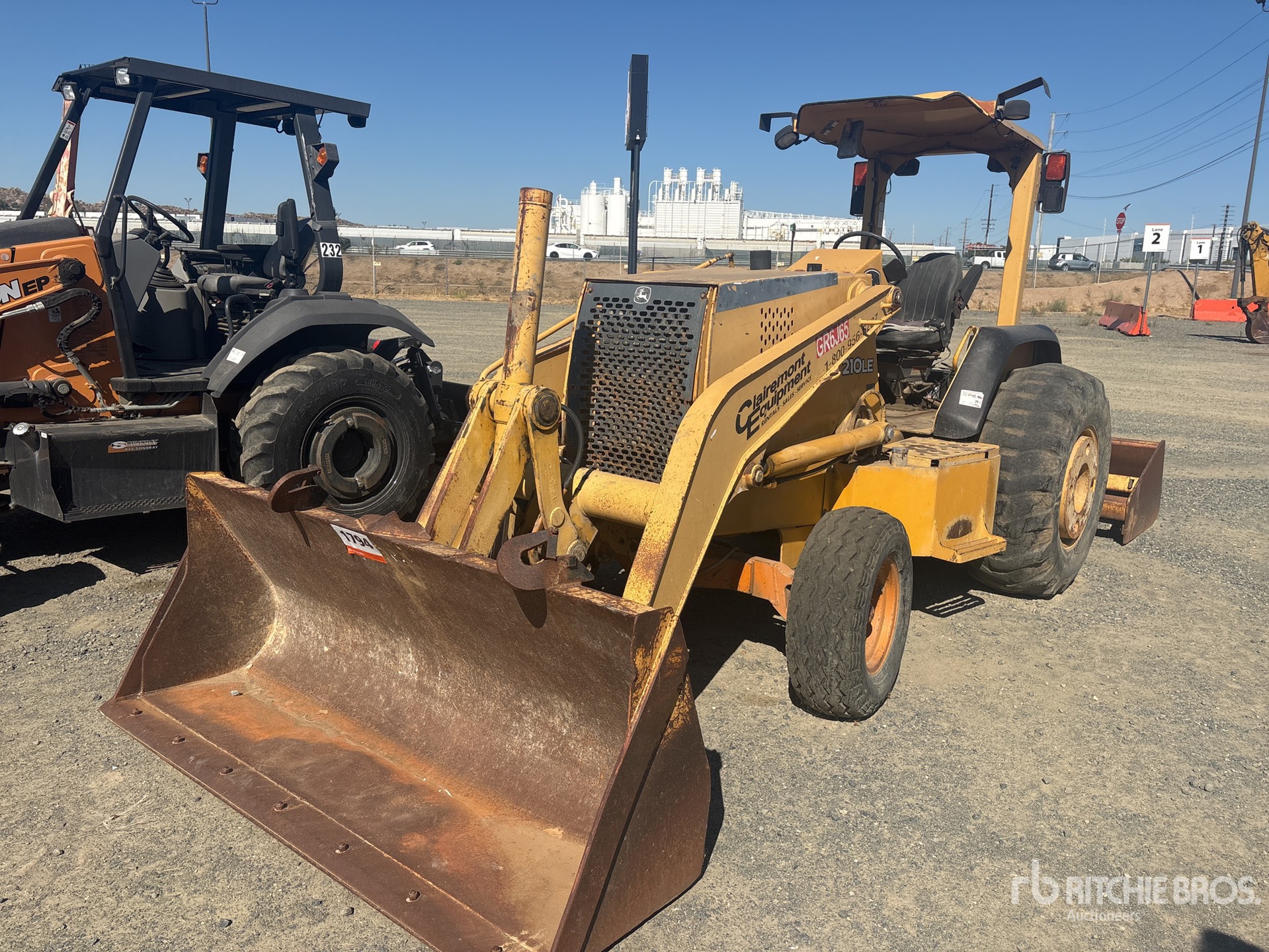 2005 John Deere 210 LE