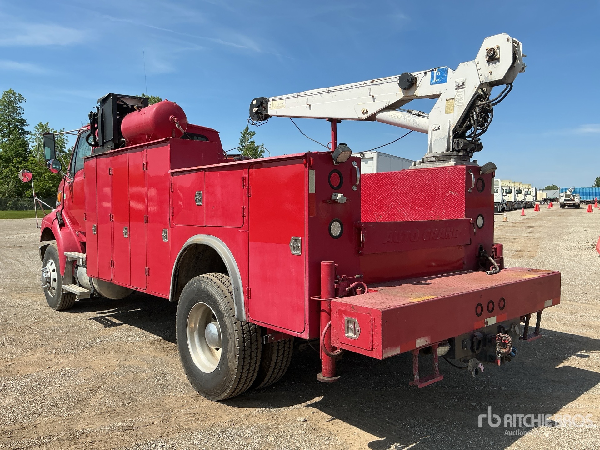 General Appearance with Picture, Left Rear Corner