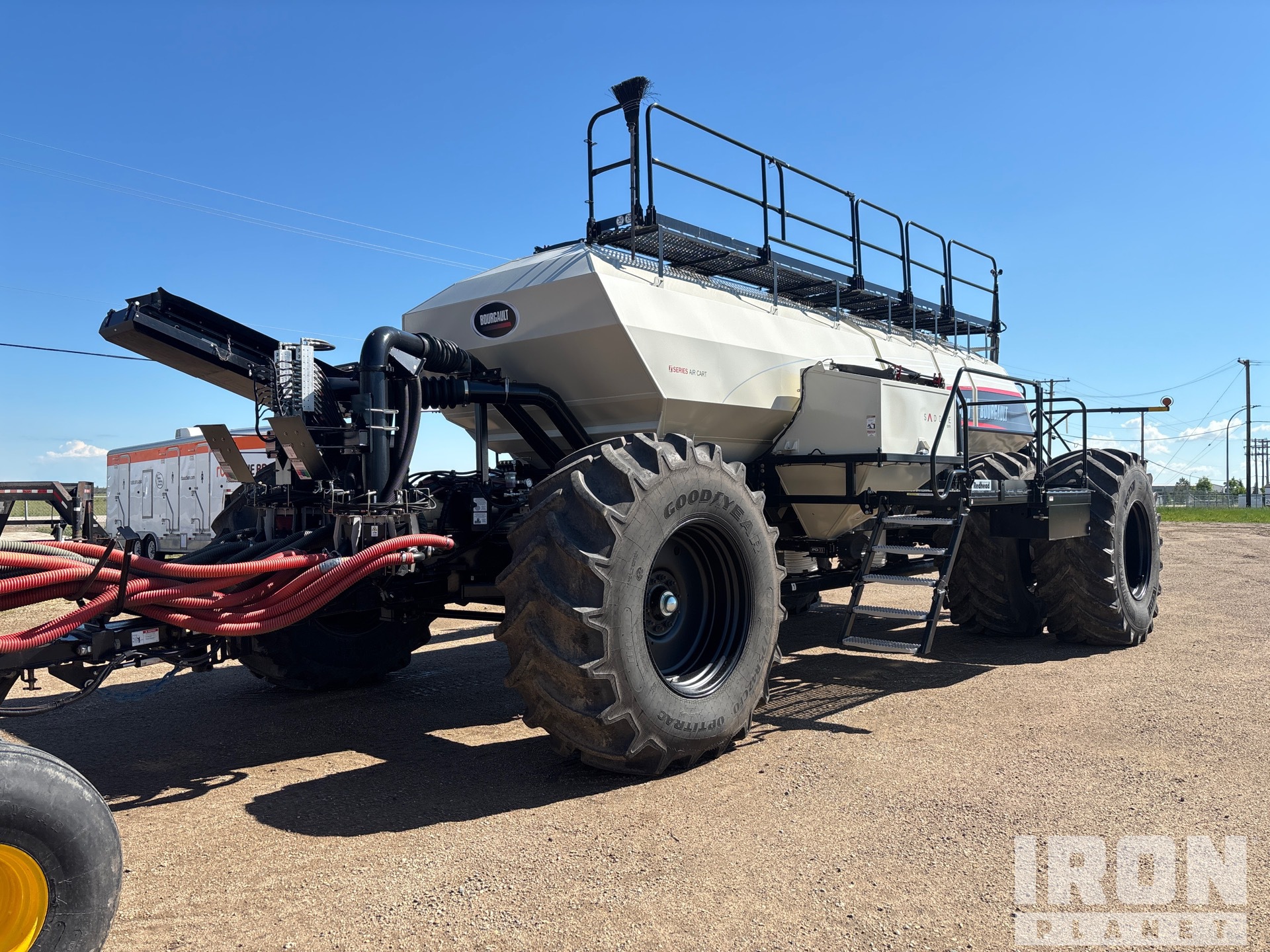 2023 Bourgault 3335-76PHD