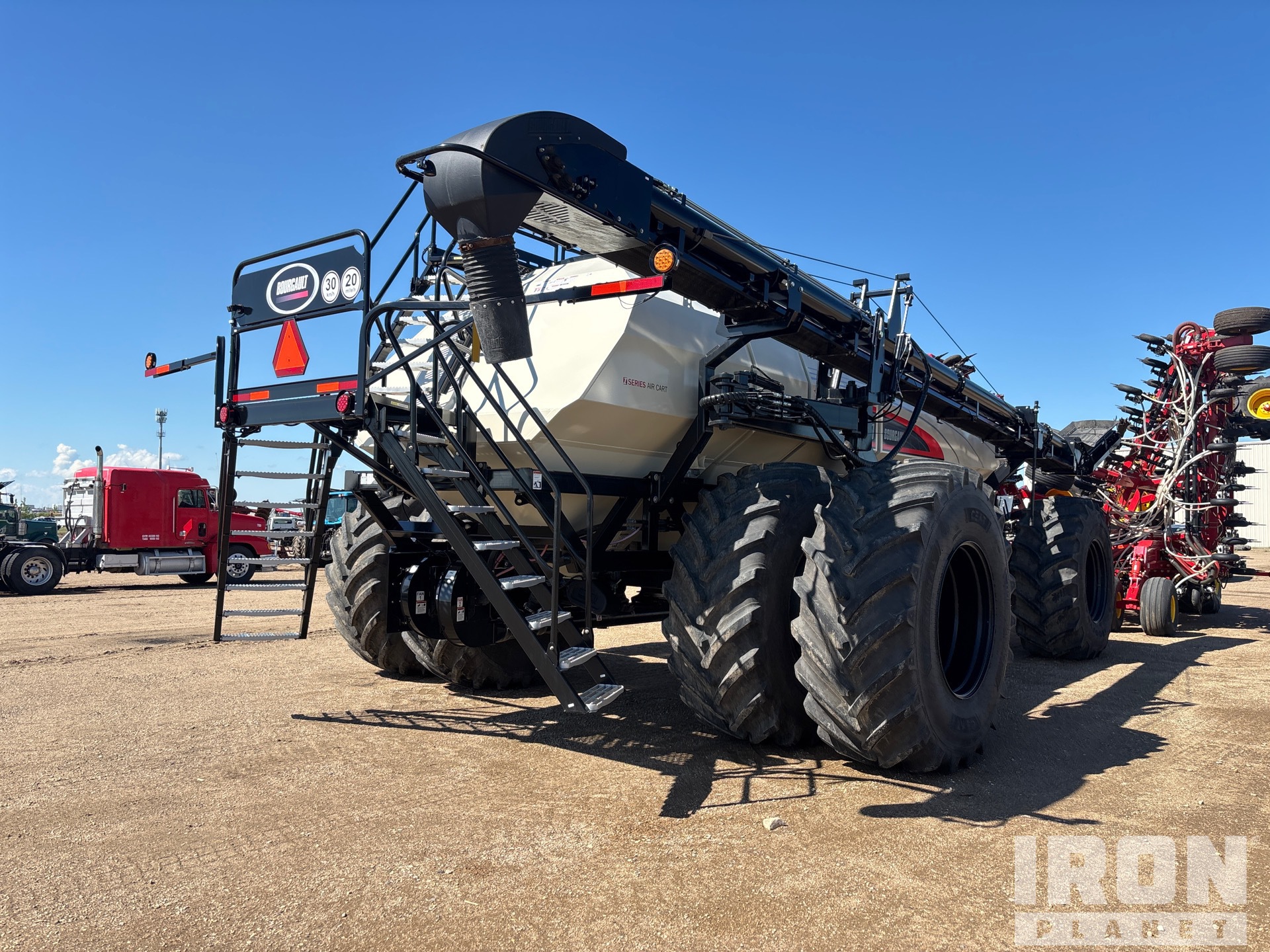 2023 Bourgault 3335-76PHD