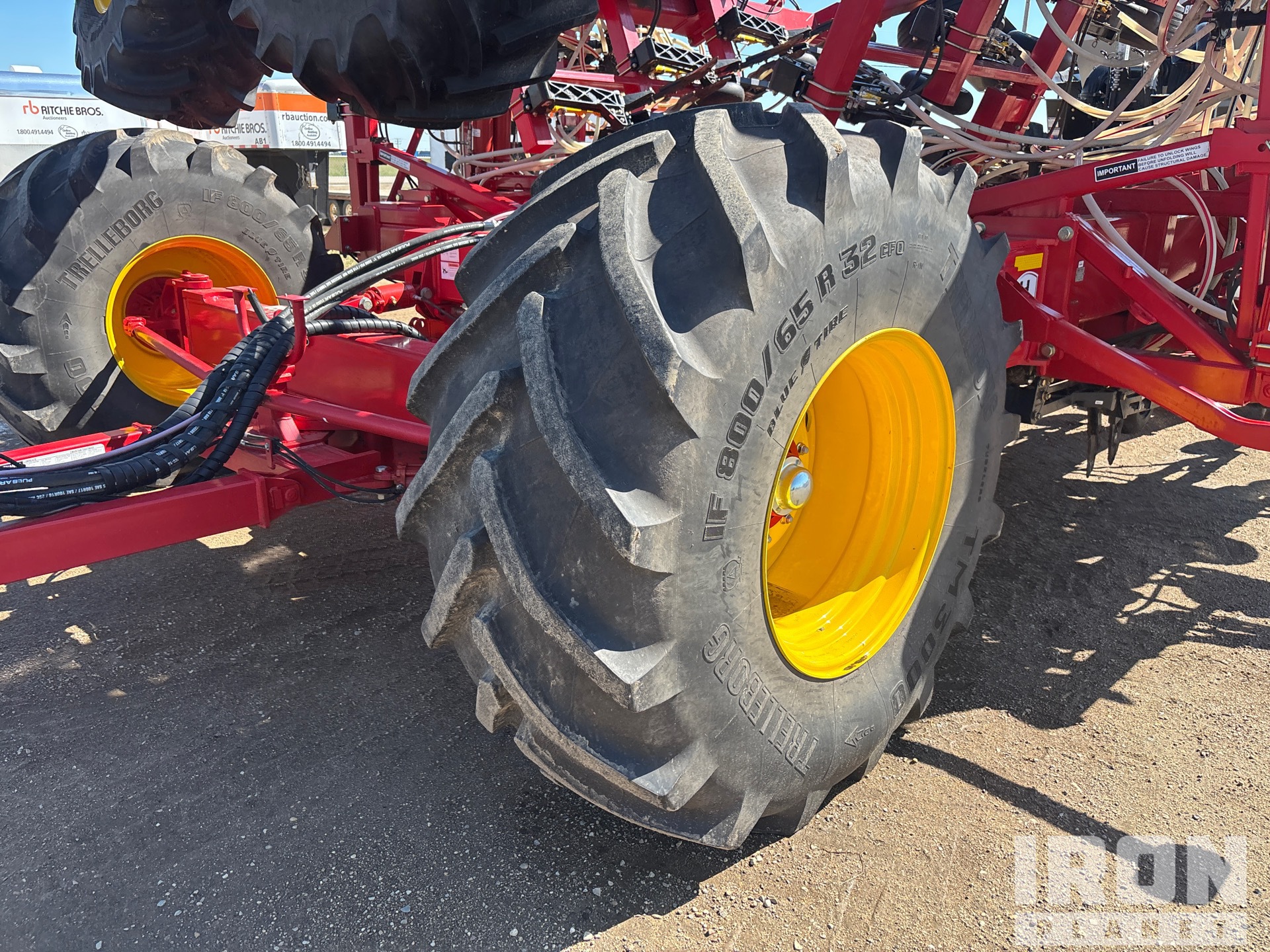 2023 Bourgault 3335-76PHD