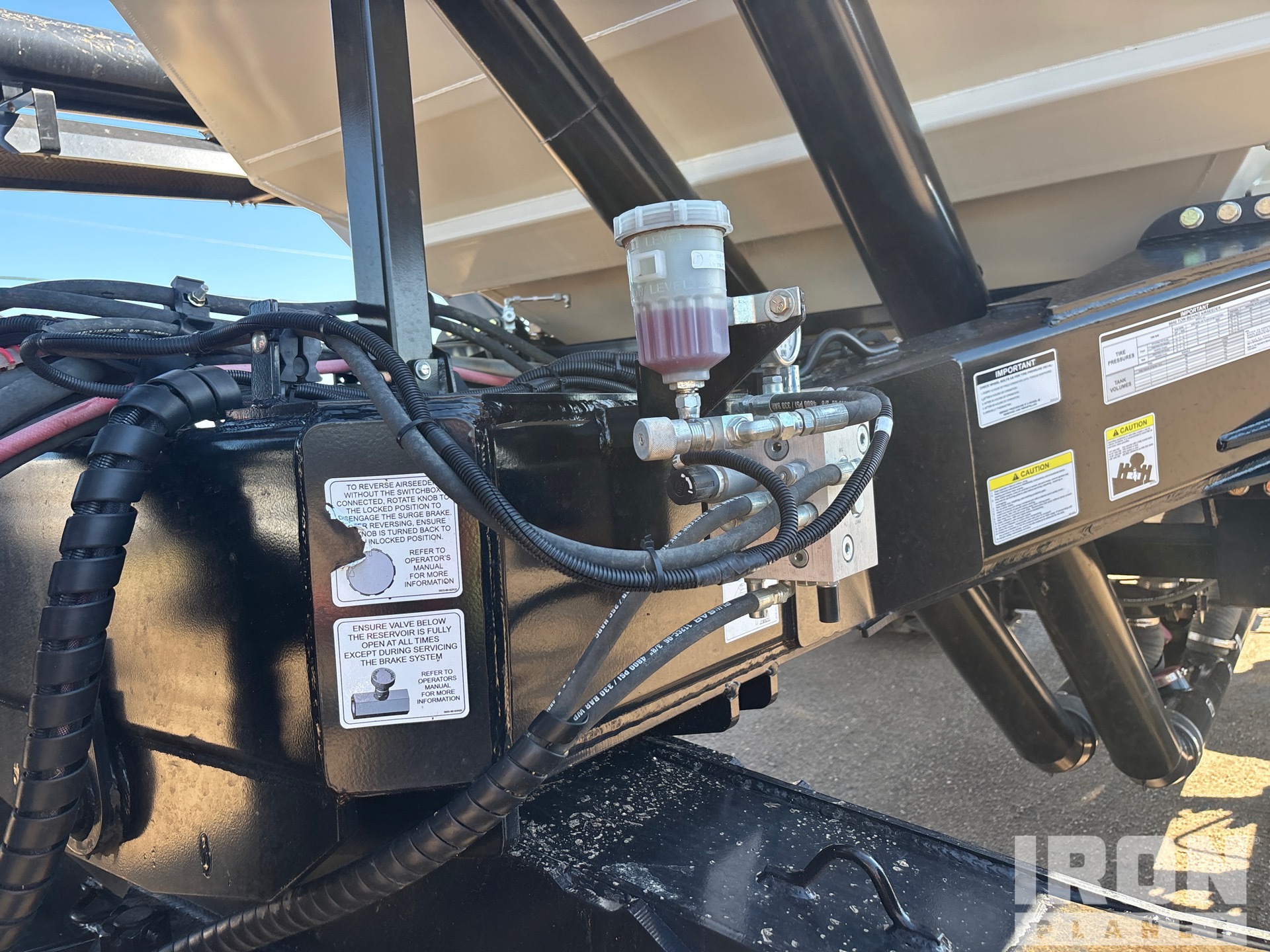 2023 Bourgault 3335-76PHD