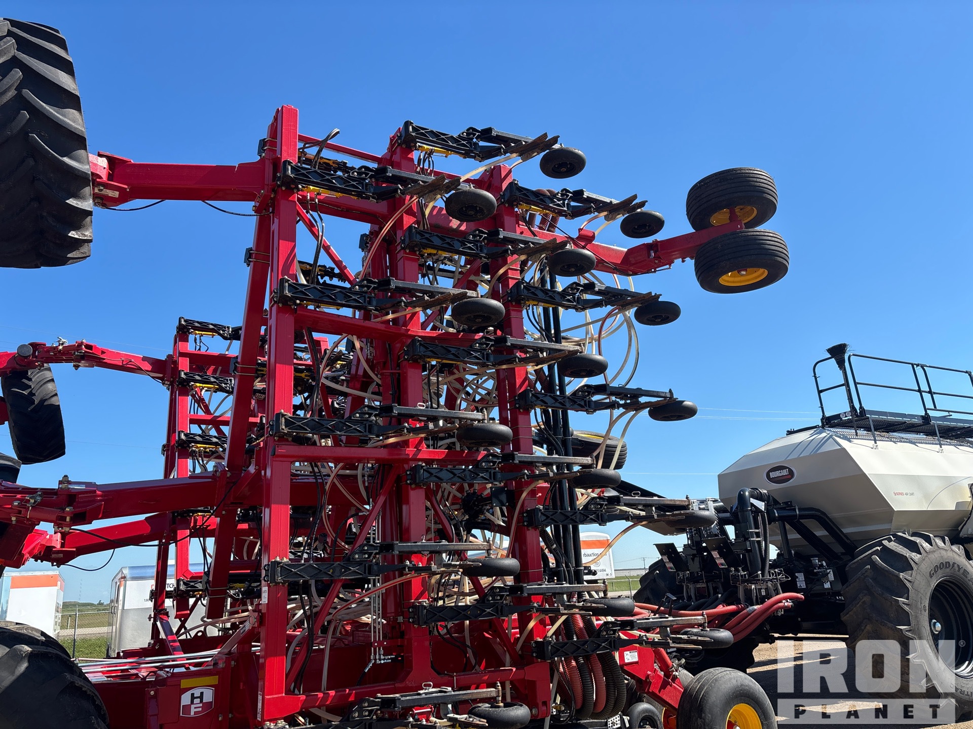 2023 Bourgault 3335-76PHD