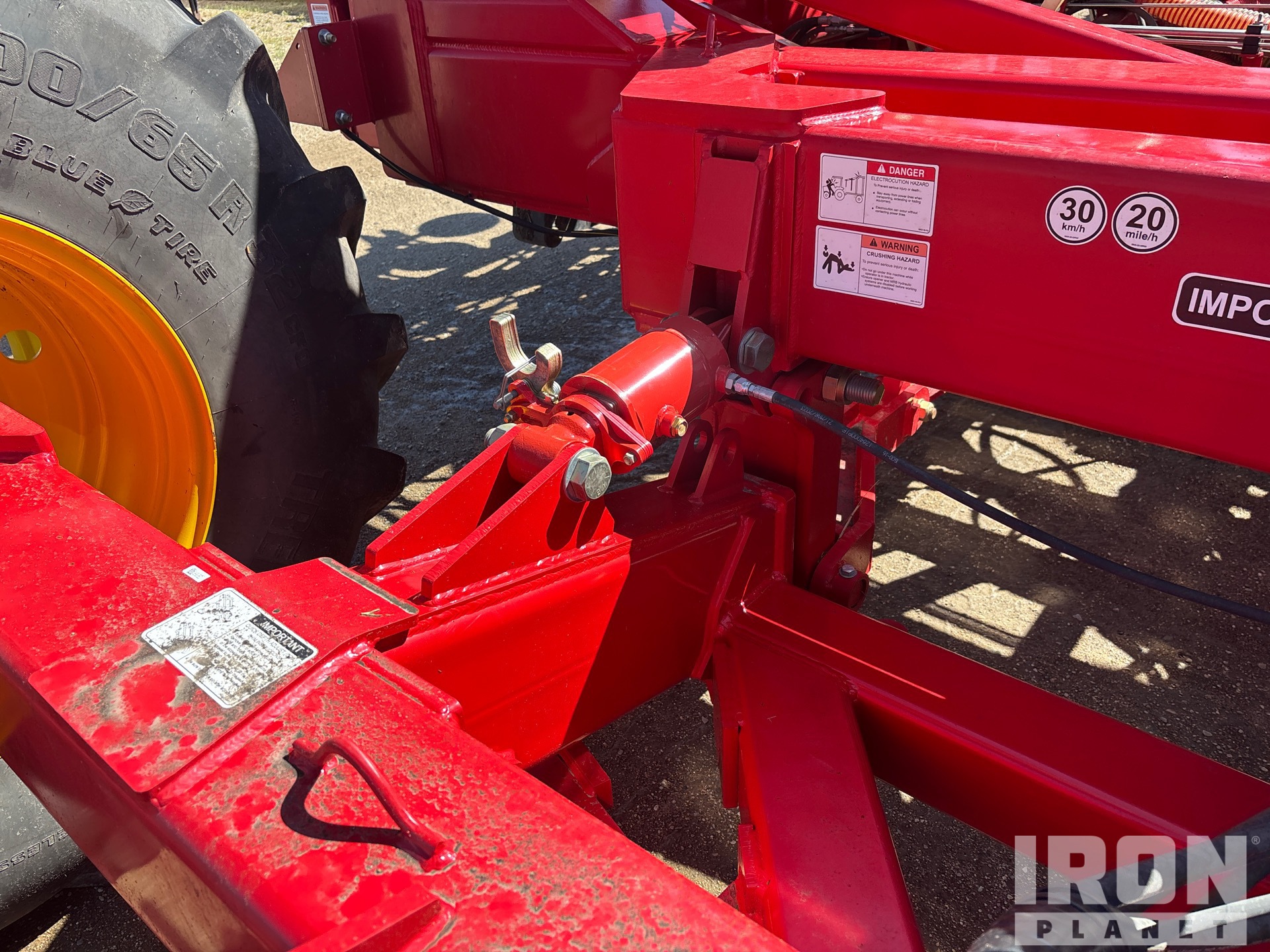 2023 Bourgault 3335-76PHD