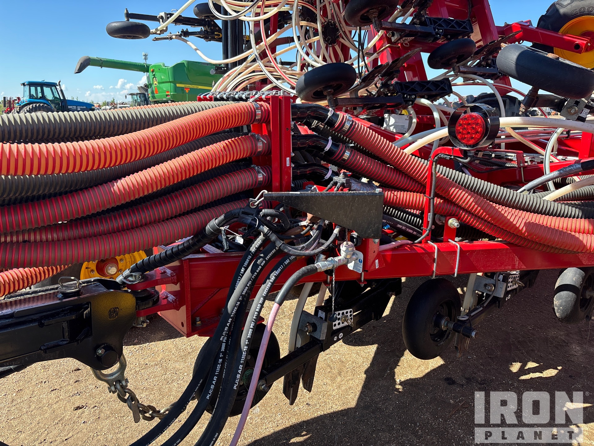 2023 Bourgault 3335-76PHD