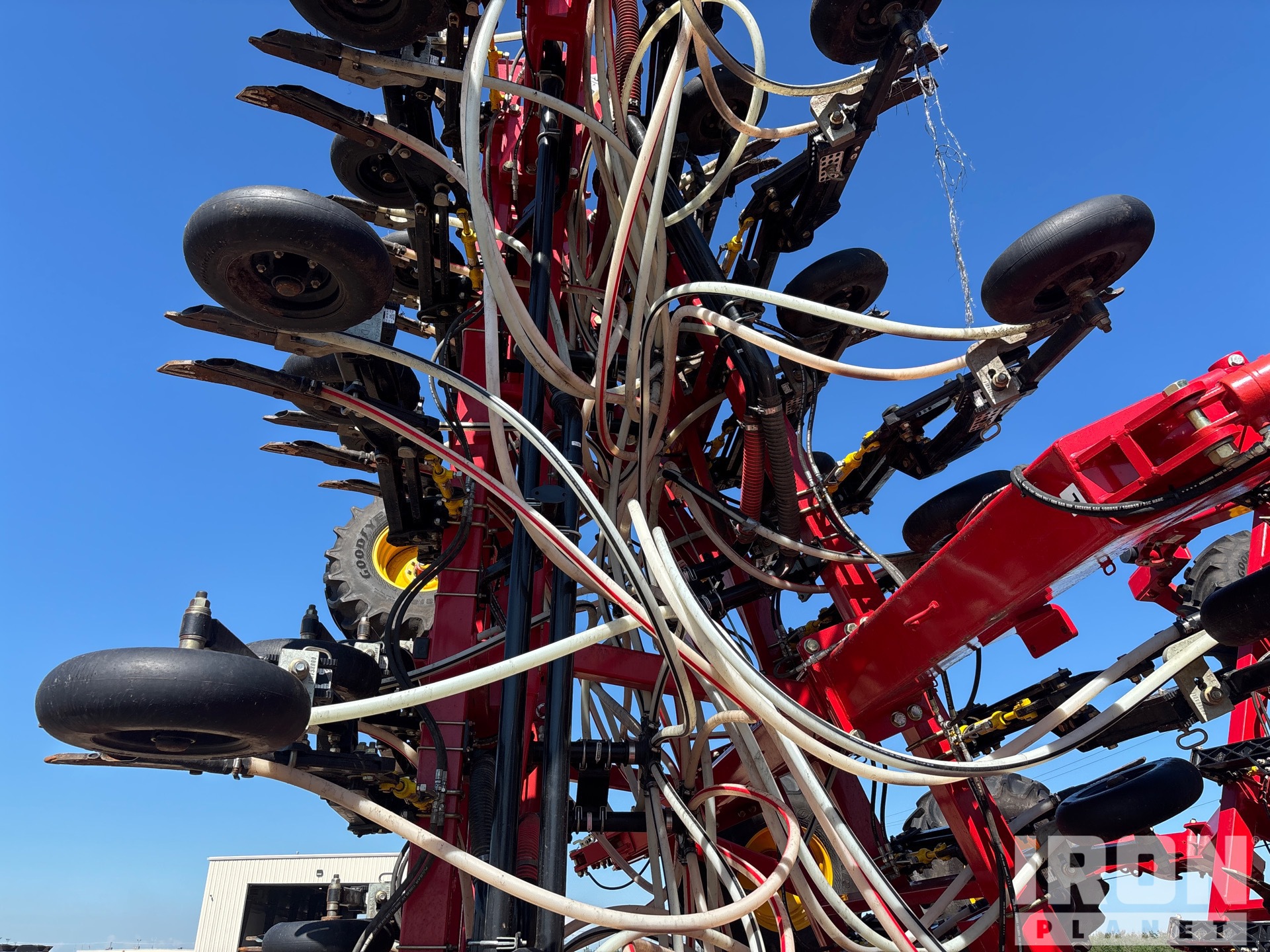 2023 Bourgault 3335-76PHD