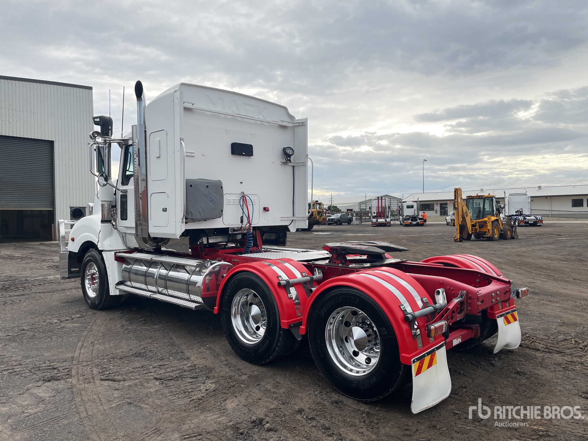General Appearance with Picture, Right Rear Corner