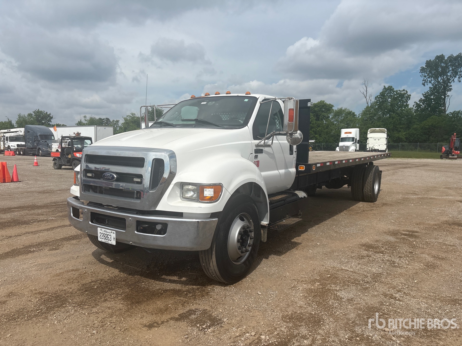 Photo of a 2015 Ford F-650