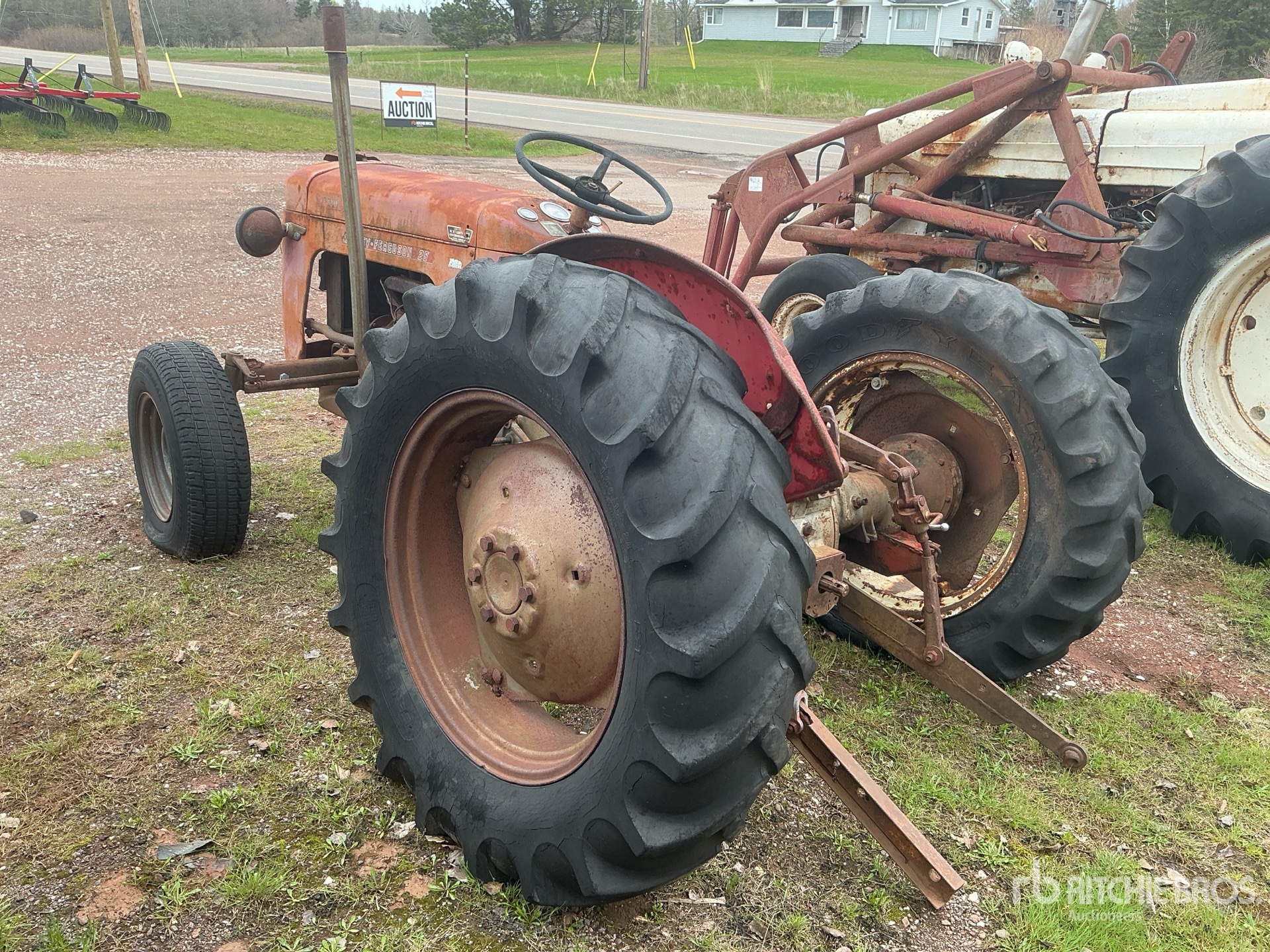 General Appearance with Picture, Left Rear Corner