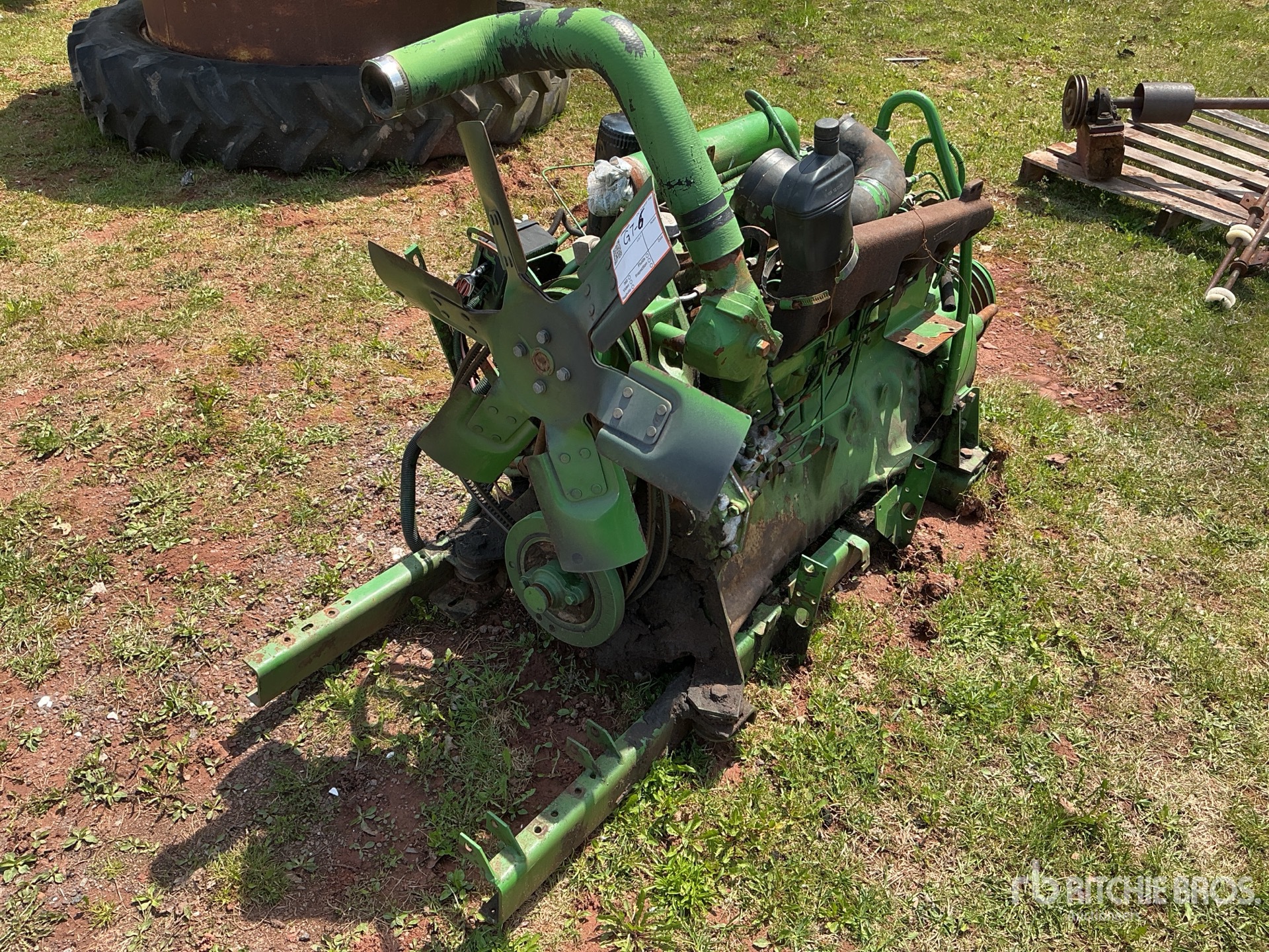 General Appearance with Picture, Left Front Corner