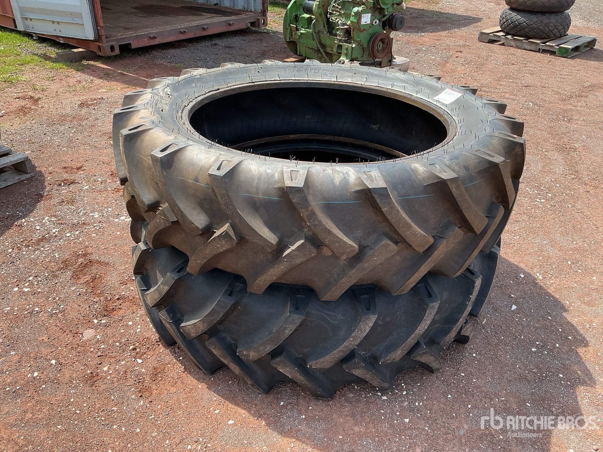 General Appearance with Picture, Right Front Corner