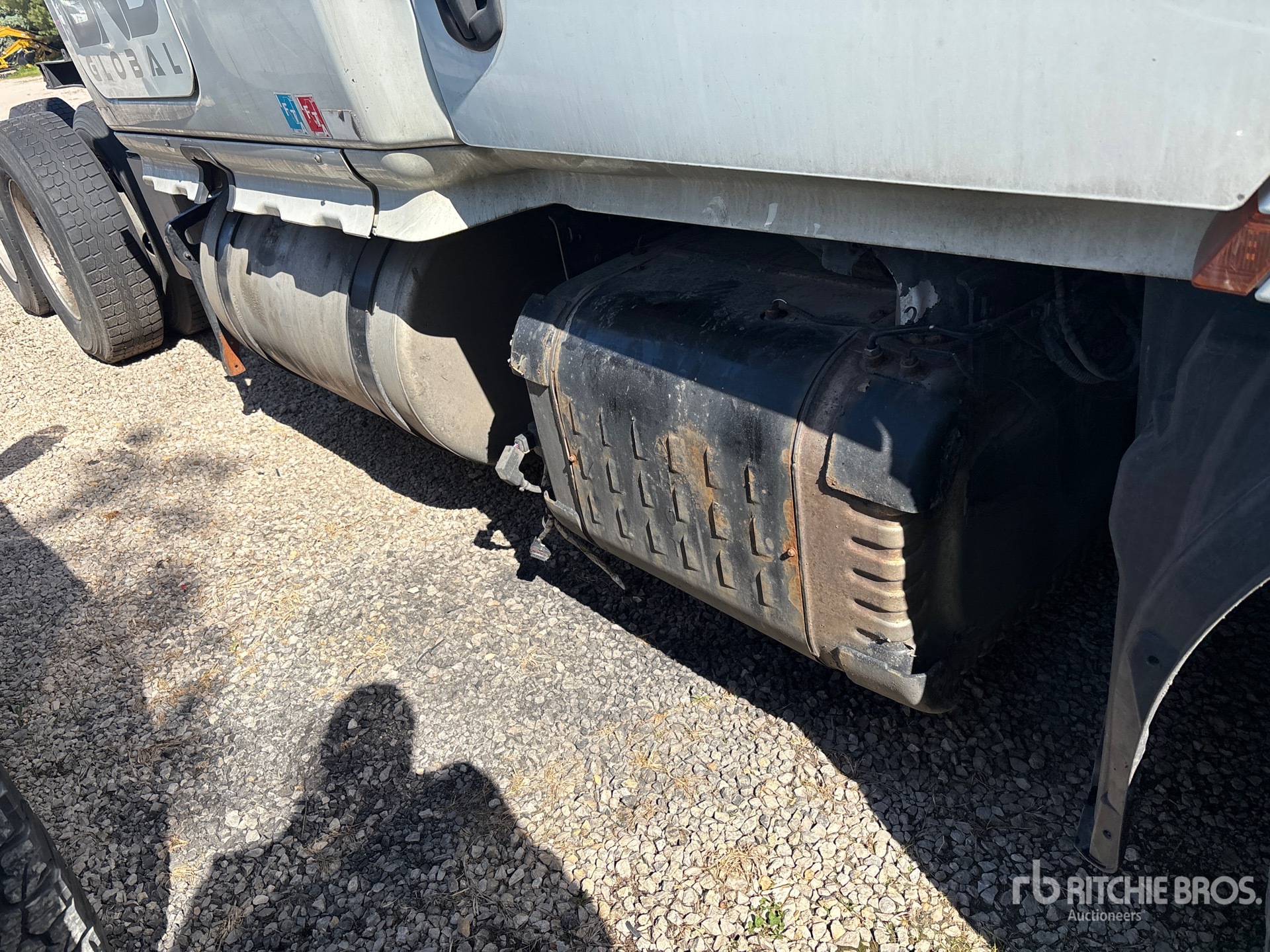 2021 Freightliner CASCADIA 126