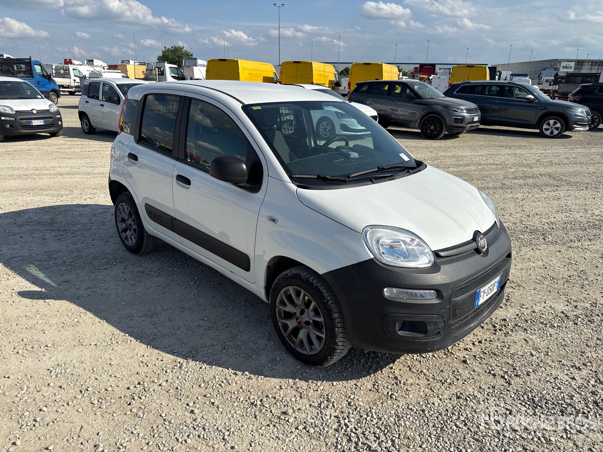 General Appearance with Foto, angolo anteriore destro