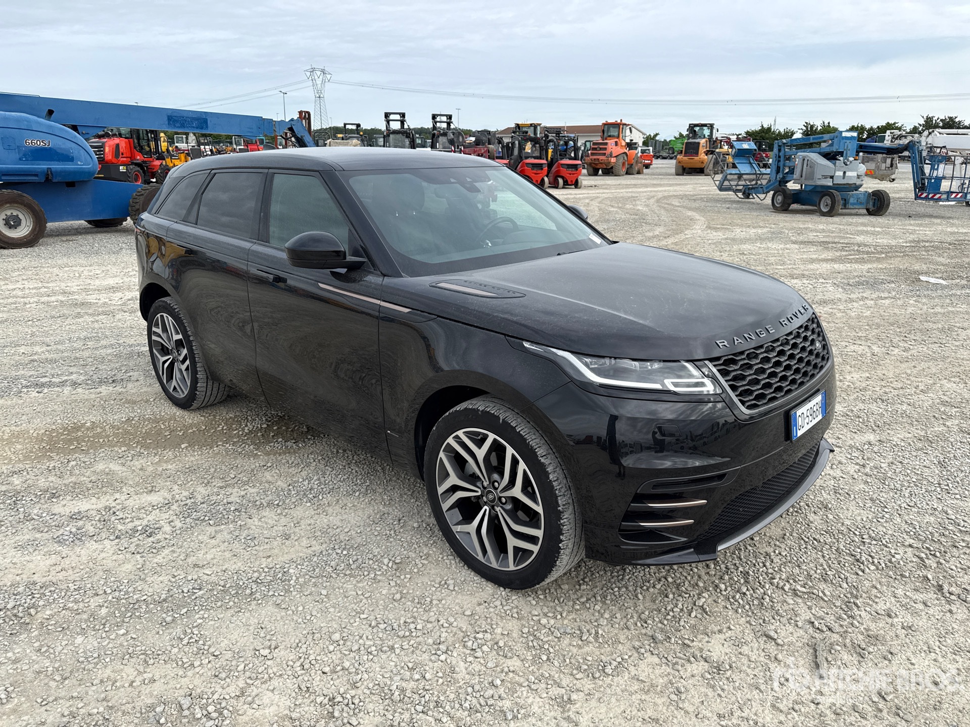General Appearance with Foto, angolo anteriore destro