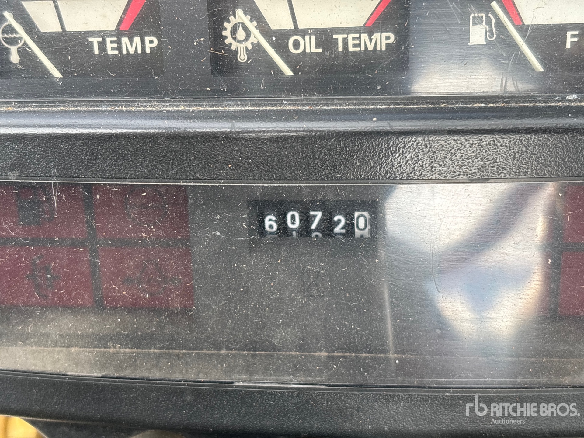 General Appearance with Hour Meter / Odometer