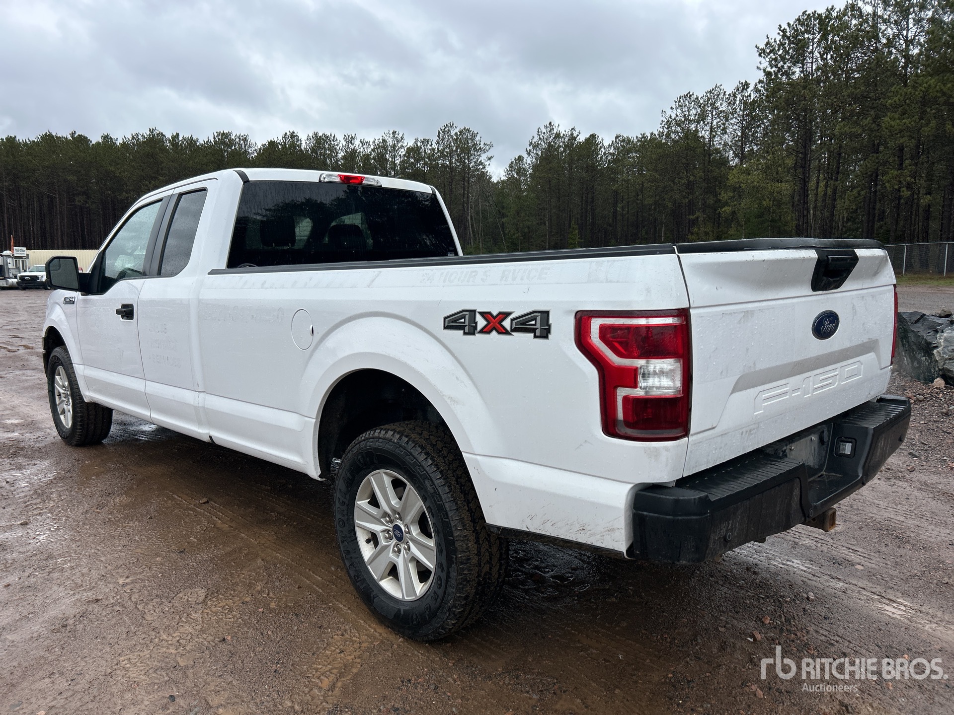 General Appearance with Picture, Left Rear Corner