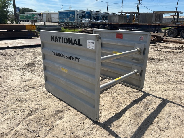 Qty of 1 4 ft x 5 ft ULSHR Aluminum 4 ft x 5 ft Aluminum (2 in Wall) S48-60 Trench Shield