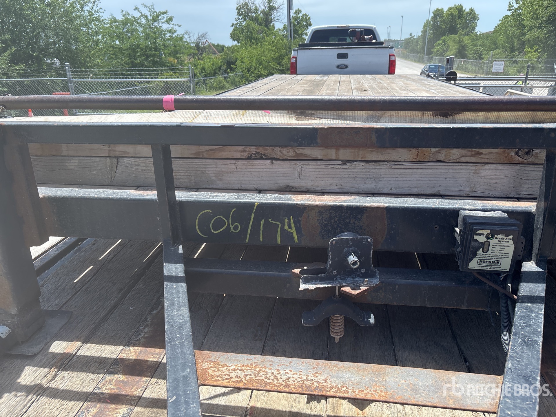2015 Load Trail 22 ft T/A