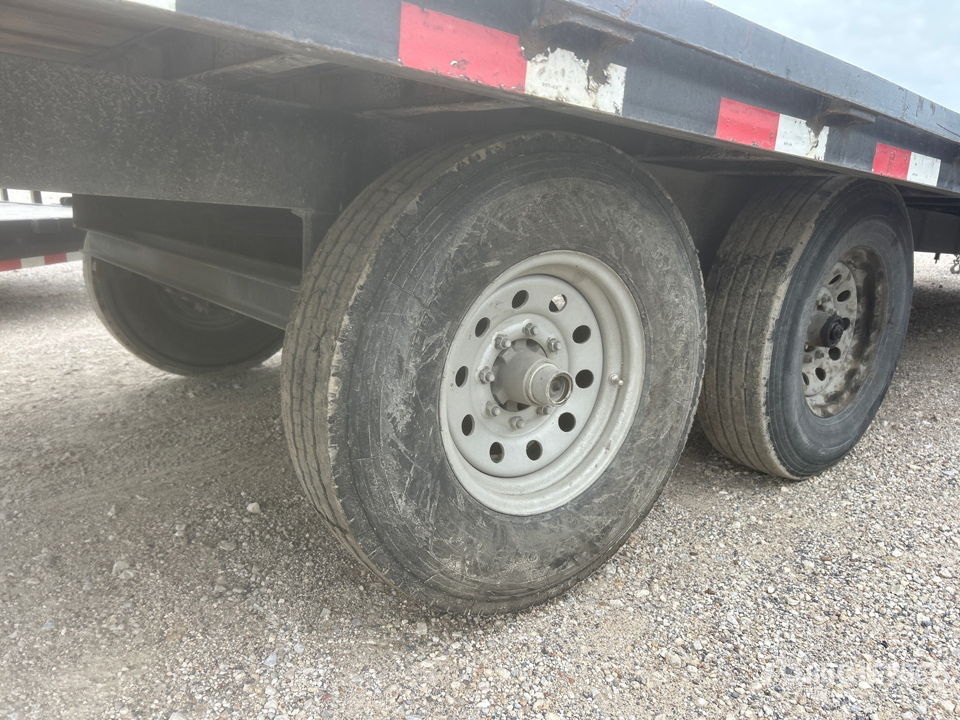 2015 Load Trail 22 ft T/A
