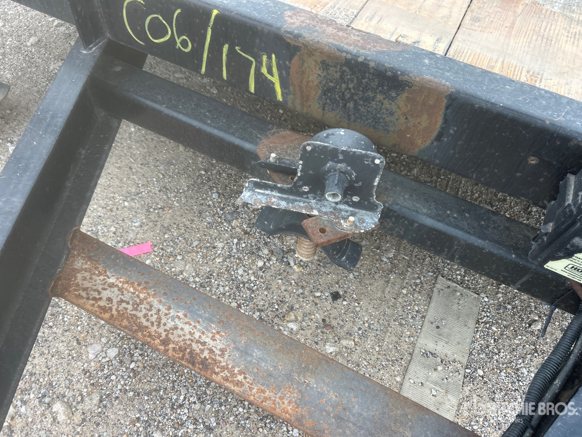 2015 Load Trail 22 ft T/A