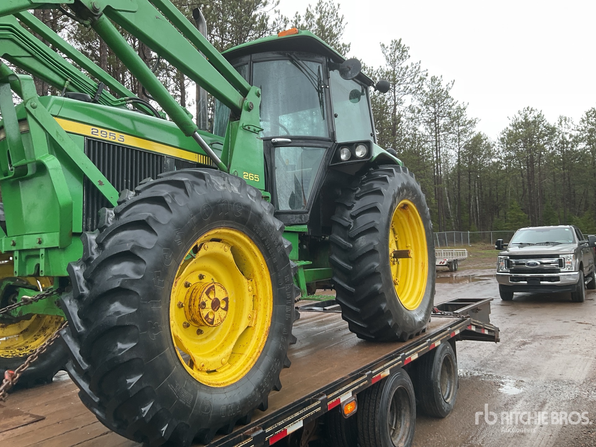 Photo of a  John Deere 2955