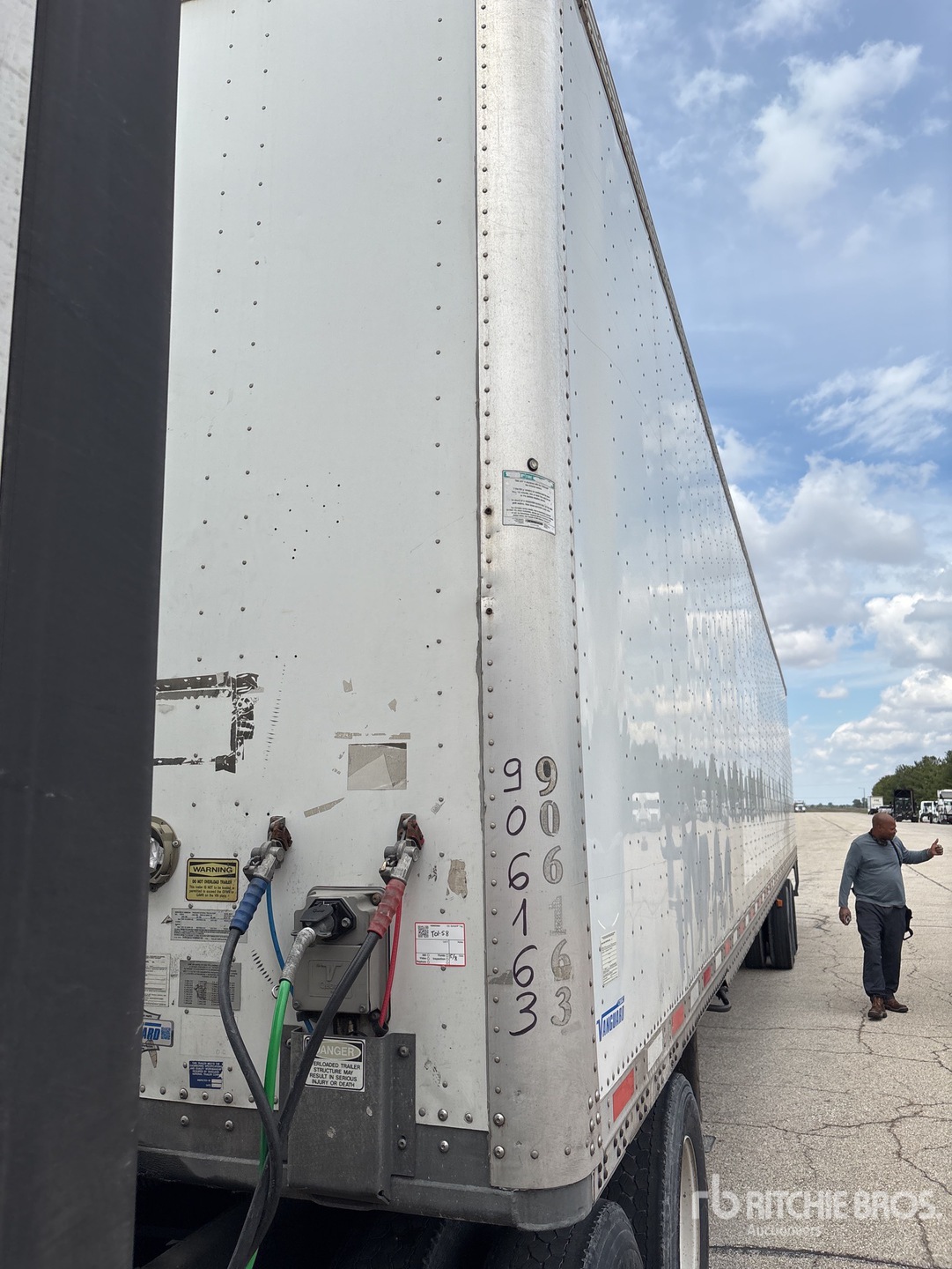 Photo of a 2019 Vanguard 53 ft T/A