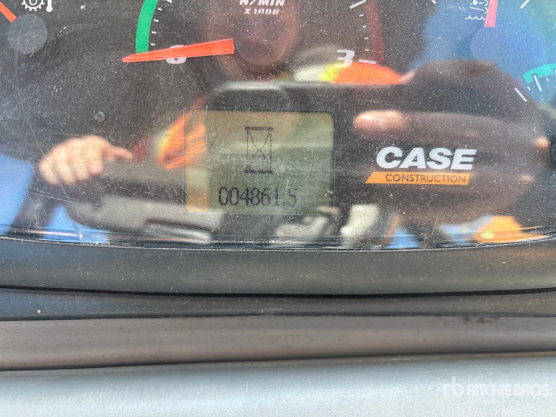 General Appearance with Hour Meter / Odometer