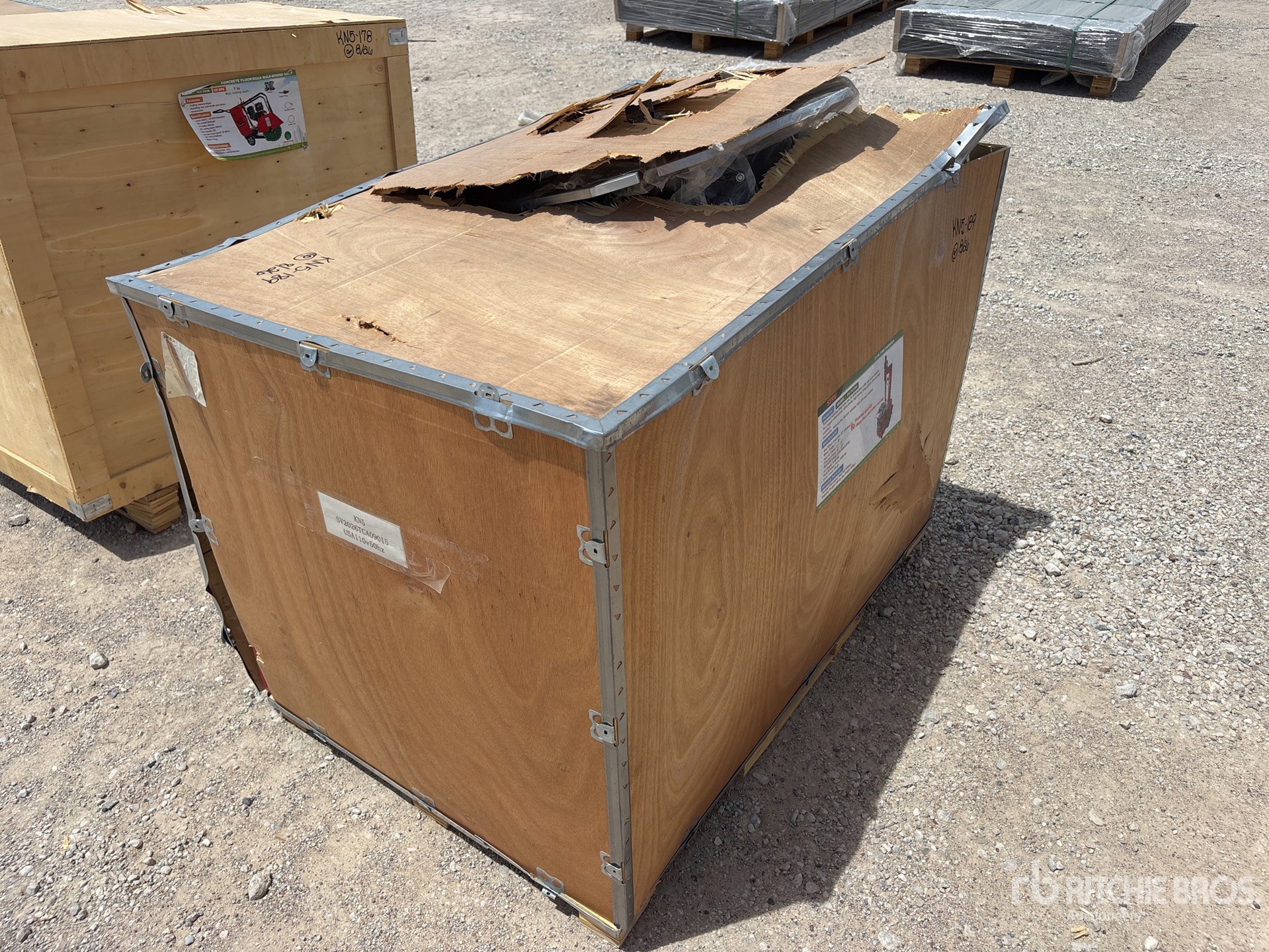 General Appearance with Picture, Left Rear Corner