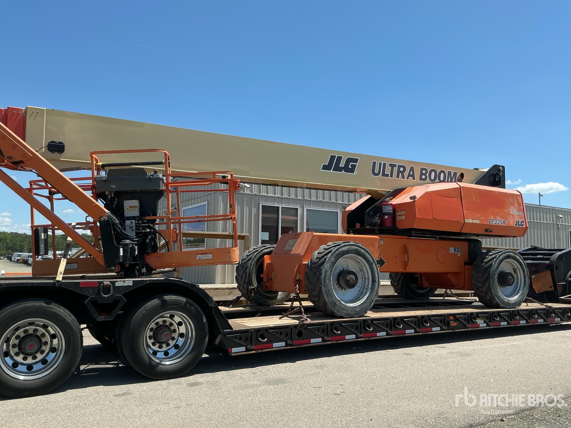 Photo of a 2018 JLG 1200SJP