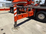 Crane Superstructure with Outrigger Cylinders