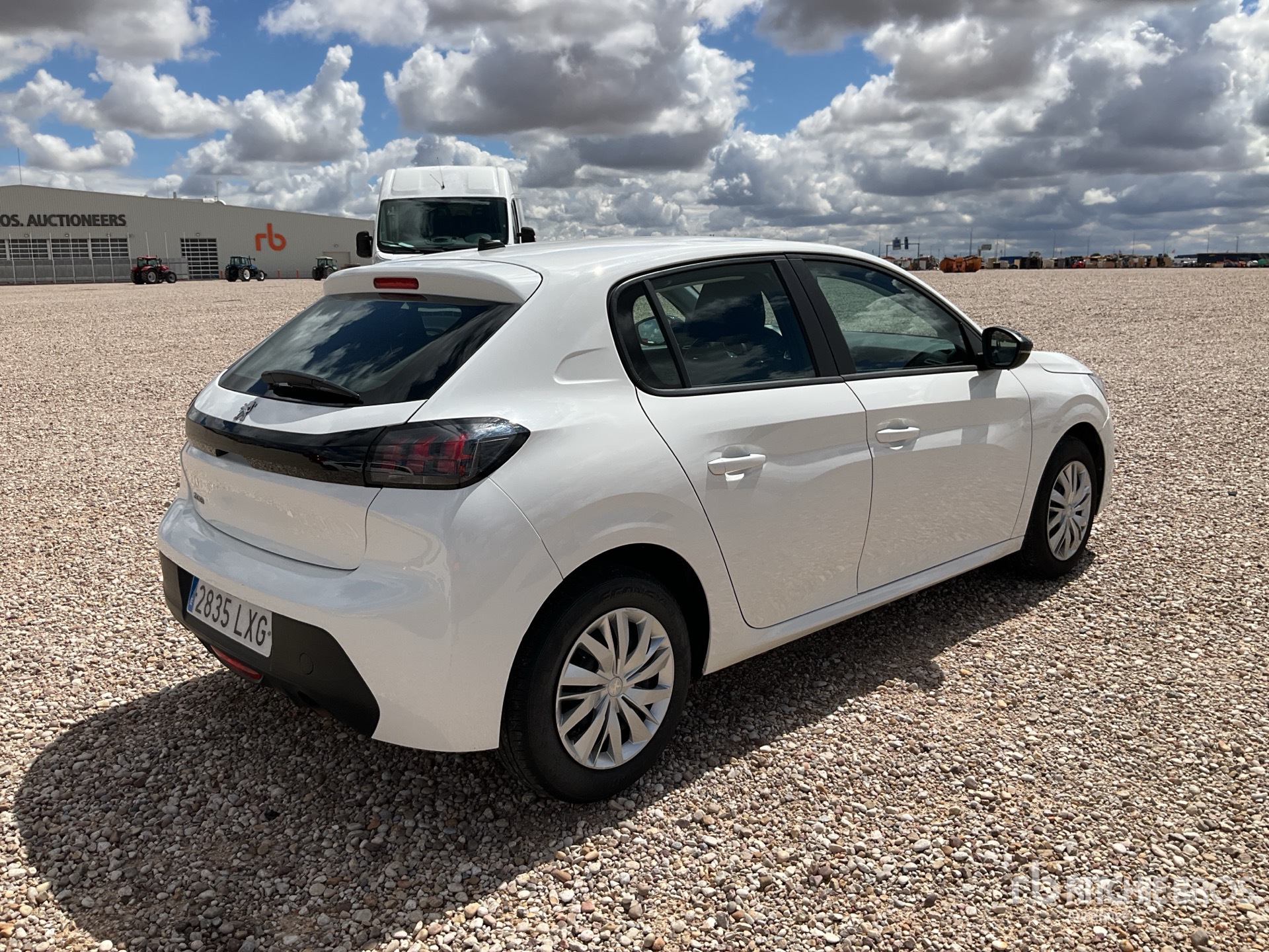 General Appearance with Picture, Right Rear Corner