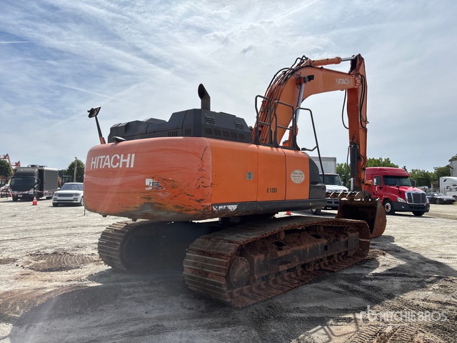 2015 Hitachi ZX300LC-6N Tracked Excavator<!-- --> | Ritchie Bros