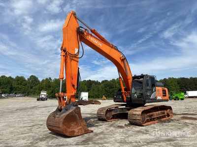 にっこり 2015 Hitachi ZX300LC-6N Tracked Excavator<!-- --> | Ritchie Bros