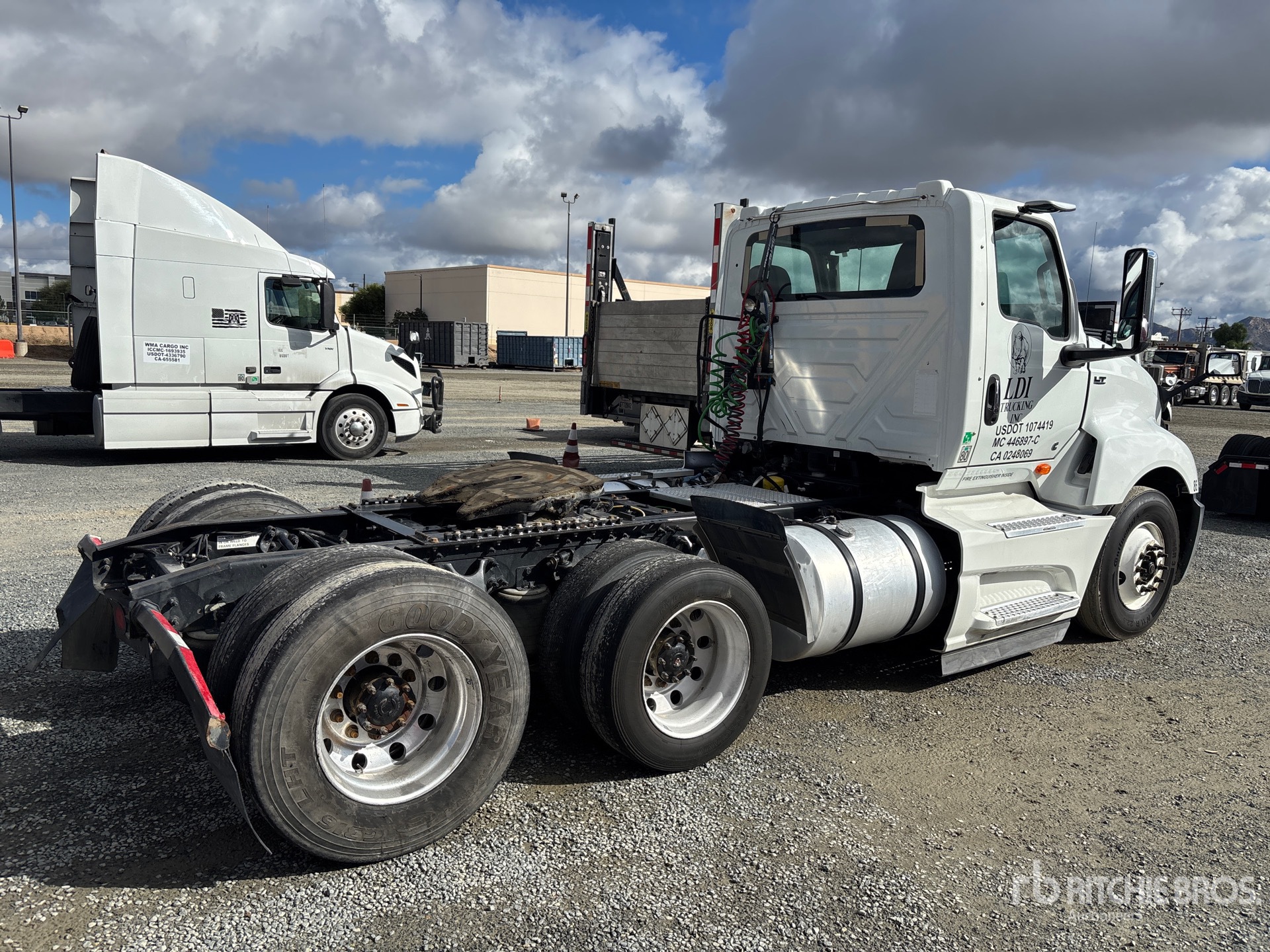 2018 International LT625