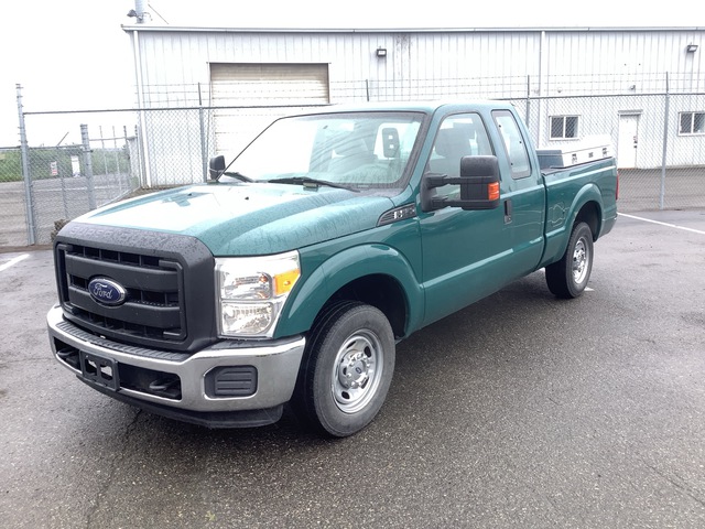 2016 Ford F-250 XL 4x2 Extended Cab Pickup