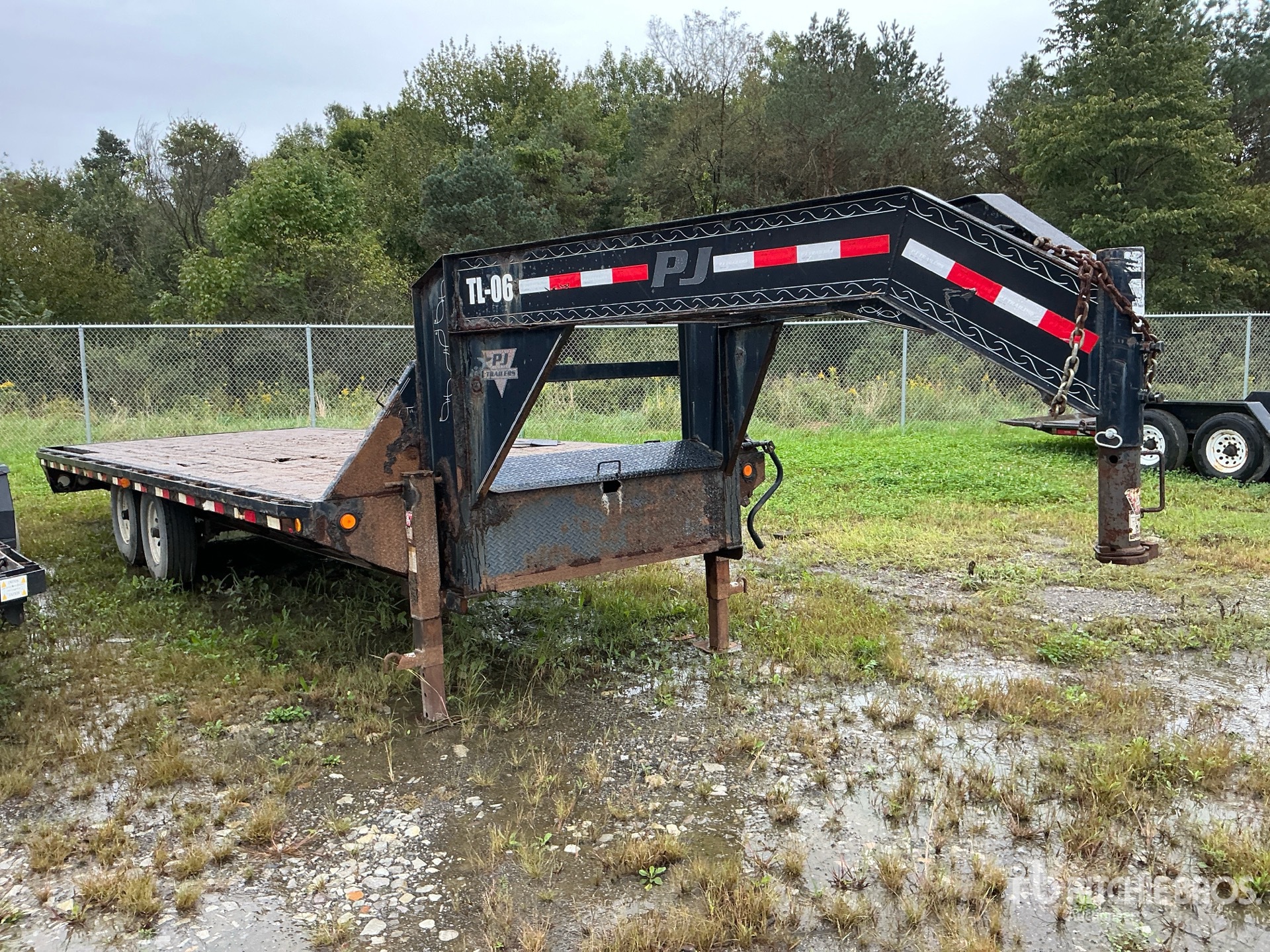 2014 Pj Trailers FS-222