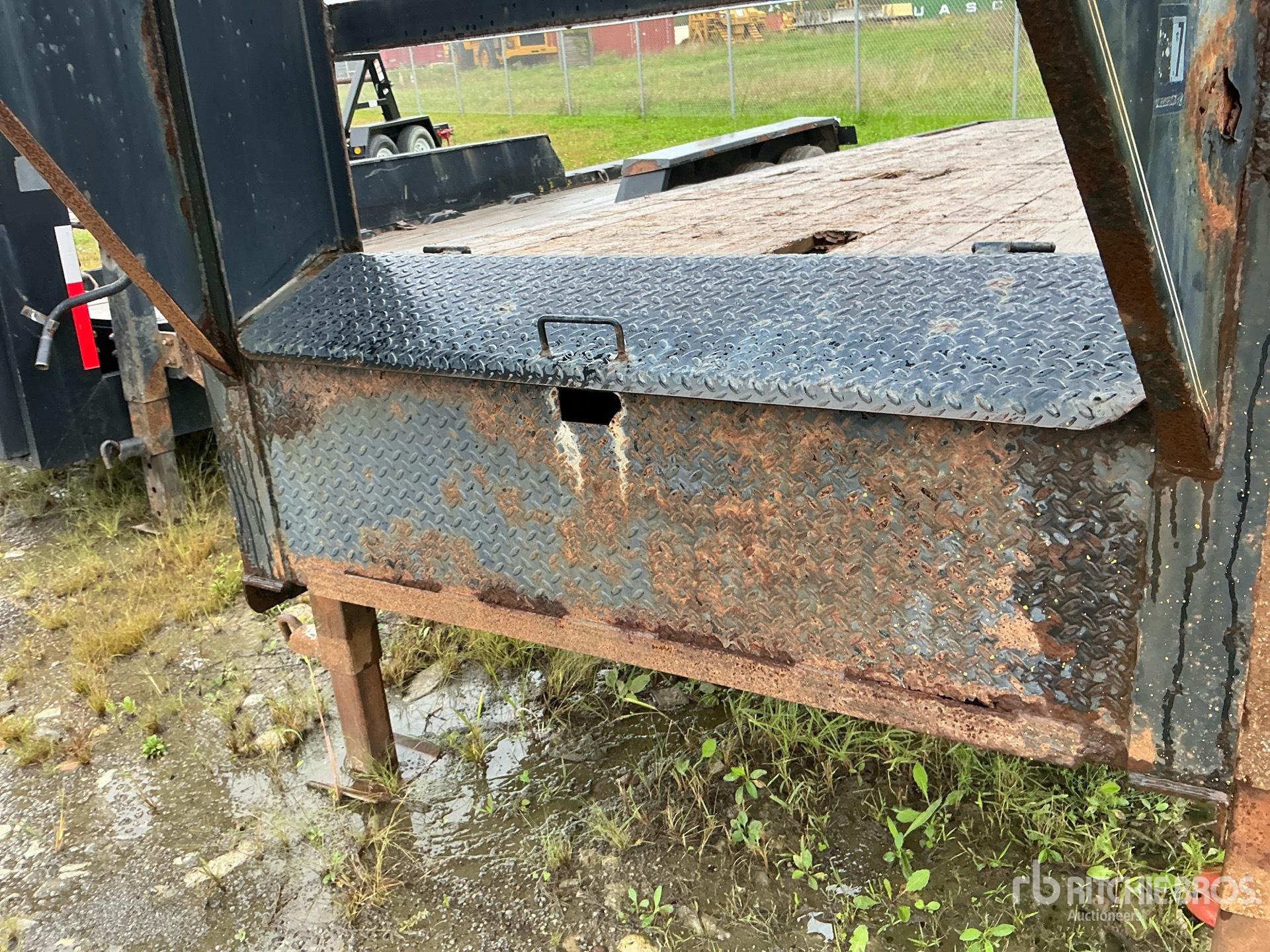 2014 Pj Trailers FS-222