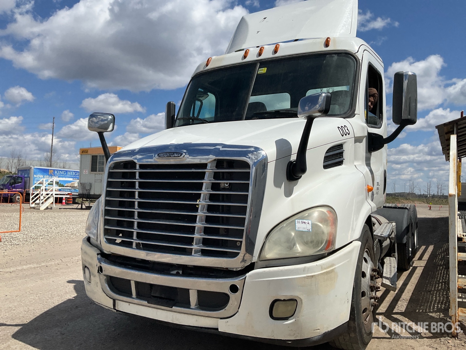 Photo of a 2016 Freightliner CASCADIA 113
