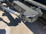 Underbody with Zylinderbolzen und -lager