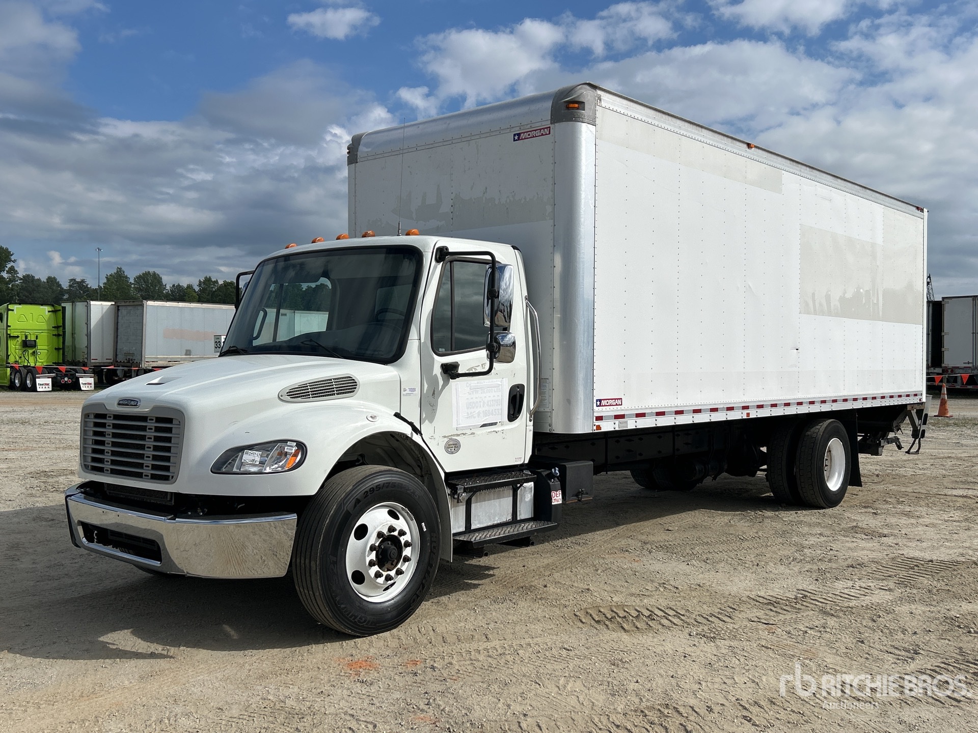 Photo of 2018 Freightliner M2 106