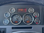 Cab with Spie luminose del motore
